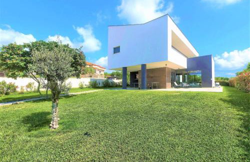 Luxury Villa Hedone with heated pool, welness and playground - Photo 49