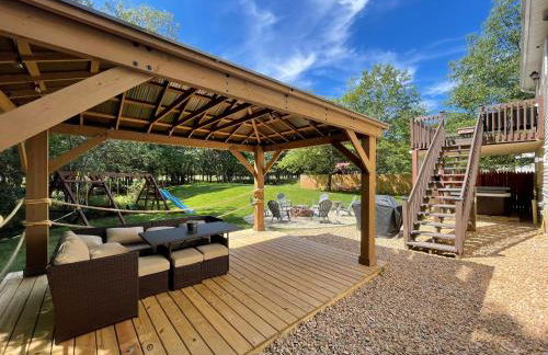 Spacious Pocono Home with Hot Tub and Fire Pit - Foto 27