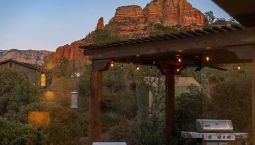 Red Rock Retreat with Hot Tub & New Pool Coming late March - Foto 3