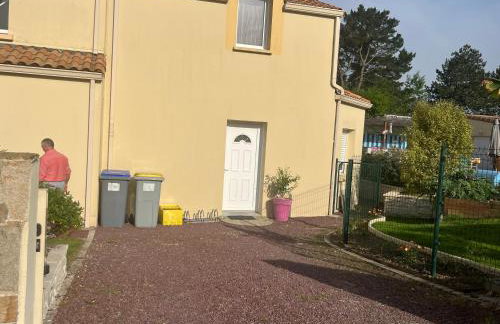 Appartement T3 individuel avec accès piscine et jardin privés - Foto 2
