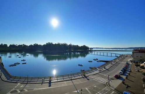 Apartamento con terraza con vistas al mar - Foto 3