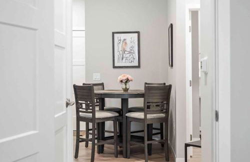 Fitness Room Pool Univ Research Park and Parking - Foto 15