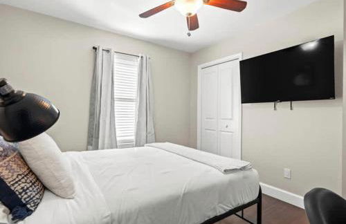 Poolside Paradise Game Room Fire Pit Hot Tub - Foto 36