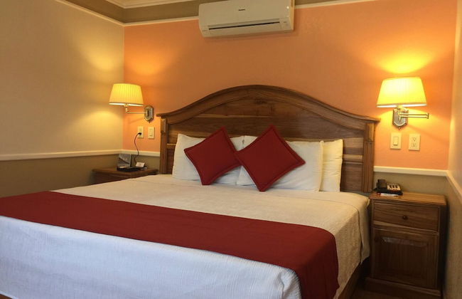 Prado Inn & Suites - Foto 3