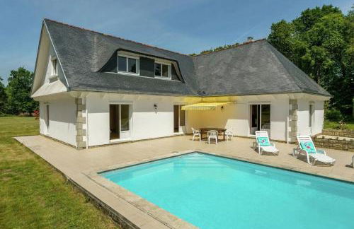 Villa spacieuse à Concarneau avec piscine privée - Photo 1