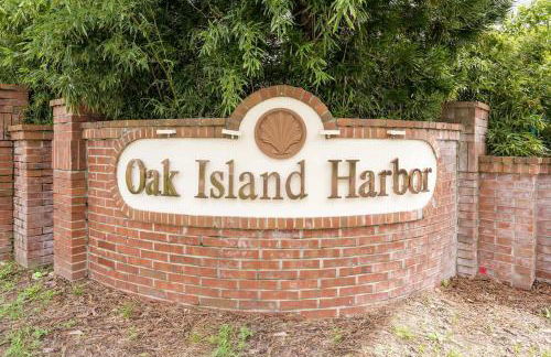 New Listing Pool and Game Room 4BR - Foto 45