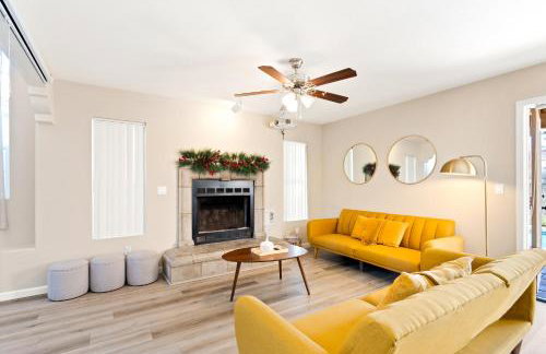 Pool-side Villa with Perfect Views - Foto 5