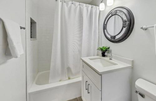 Month to Month and Seasonal Luxury Lakefront 5 bed 5 5 bath Estate Home - Foto 11