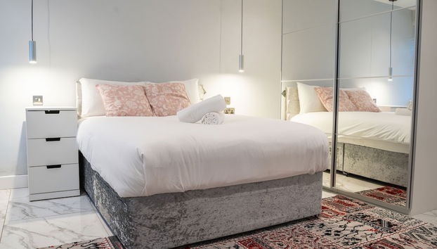 Stunning 2-bed Ground Floor Flat in Birmingham - Foto 5, Habitación