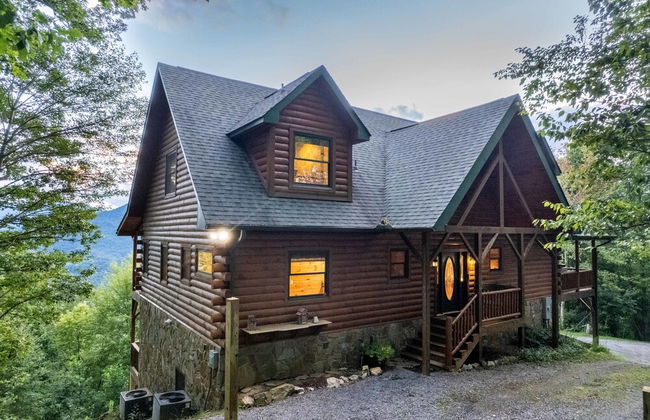 Luxury 4200 Sqft Log Cabin on 50 Acres Sleeps 16 - Foto 69