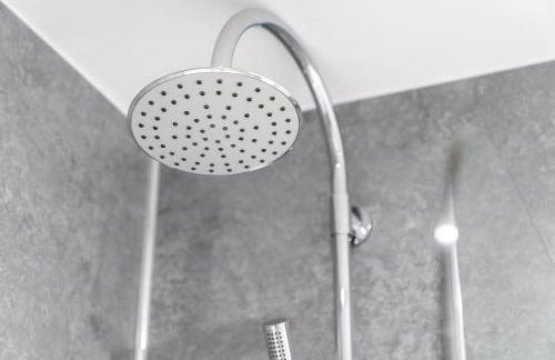 Stylish Apartment - 2 Bedrooms - Balcony - Parking - Netflix - Wifi - 7MC - Foto 31