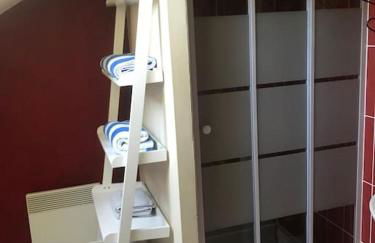 Peaceful, comfortable retreat with pool - Foto 40