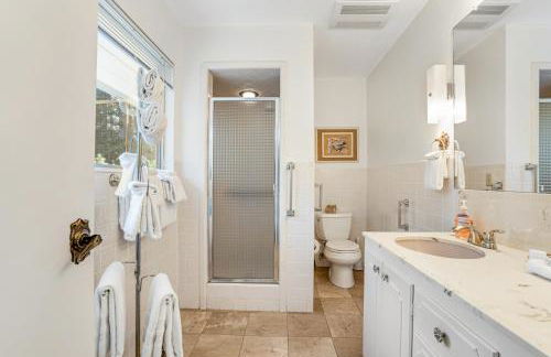 Viewcrest Retro Country Home - Photo 22