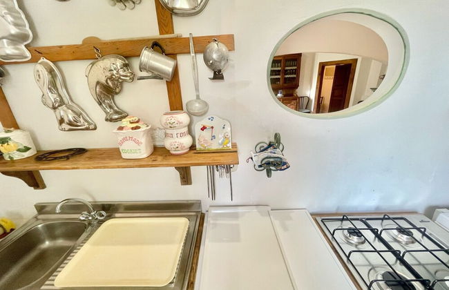 Adam House, Exclusive Pool, Outstanding Views, Vast Garden, Aircon, Sleeps 8 - Photo 33