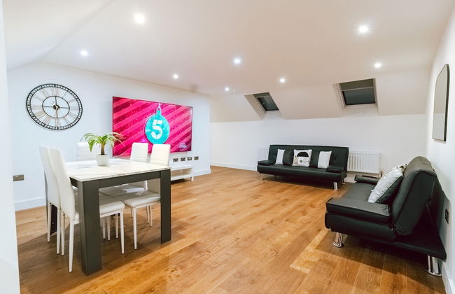 Remarkable, Penthouse - 3-bed Apartment in Purley - Foto 10