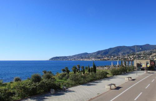 Casa Mare - Bilocale sul Lungomare di Santo Stefano al mare - Foto 40