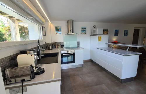 Appartement moderne avec terrasse - proche mer - Foto 6