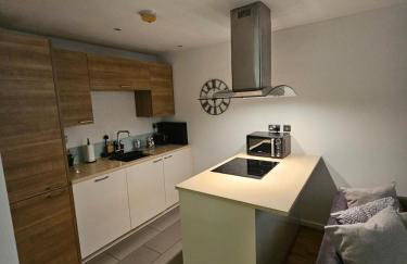 Executive E15 Apartment - Skyline Terrace & Free Private Parking - 5-min Walk to Abba Arena - Foto 38