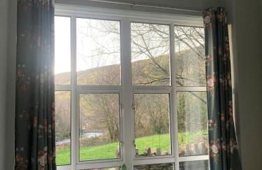Tyn-Y-Berth Sleeps 27 luxury group accommodation - Photo 4