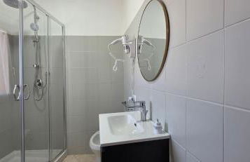 CENTRAL STATION APARTMENTS TROPEA - 200 Meters from the Train - Steps from the Main Street - Foto 10