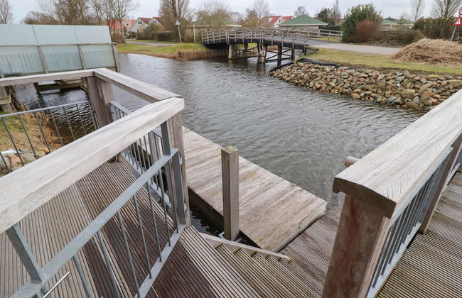 Villa on the Water With Sauna in Friesland - Foto 17