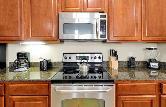 Top Floor Modern Vista Cay Reserve Condo - 5004 - Photo 76