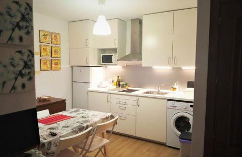 Small Apartment in Malaga next to the beach - Foto 1