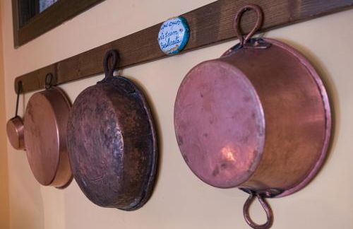 The Flowers' House - Photo 17