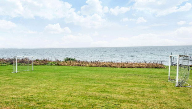 6 Person Holiday Home in Ronde - Foto 3, Recinto desportivo