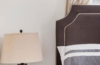 Go Skiing or Hiking from an Enchanting, Light-Filled Home - Foto 11