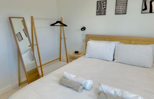 Eco-Friendly Highland Suite with Mountain Views - Photo 6