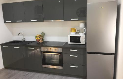 Sunflower-beautiful Modern Apt. w. Terrace&garden - Foto 17