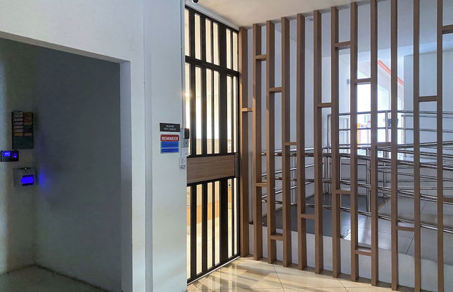 Comfy 3-Bedrooms Apartment at Meritus Residensi - Foto 2