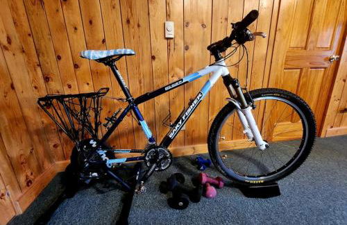 Blacktail Cabin Hideaway with hot tub - Foto 29