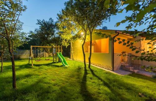 Villa Savey - heated pool - Foto 12