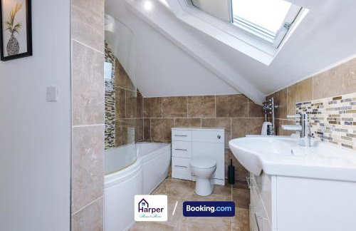 4 Bedroom House Sleeps 8 with Loft Bedroom and Pool Table in Hawarden - Foto 8