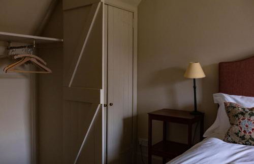 Coulin Farmhouse - Photo 32