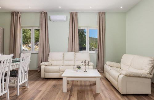 Villa Mirjam with swimming pool, jacuzzi and sea view - Foto 26