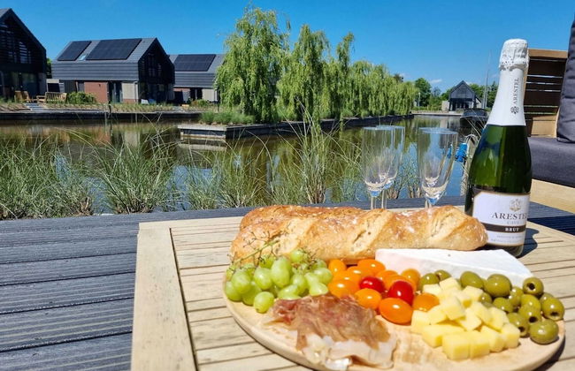 Luxurious Detached Water Villa With Jetty - Foto 28