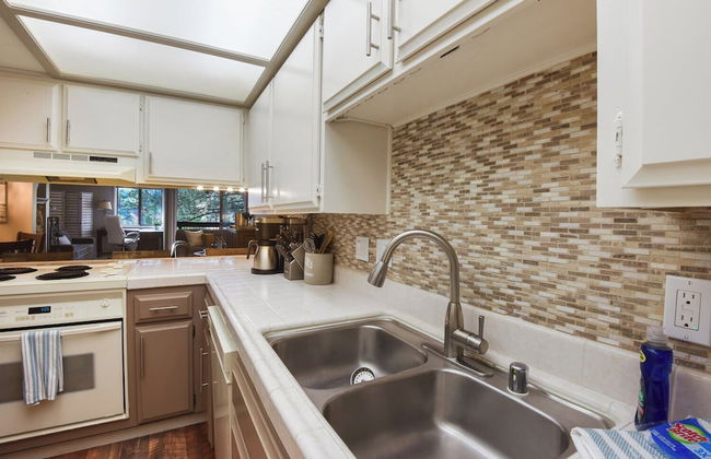 Escape to Incline Village! Min to Beach and Skiing - Photo 4