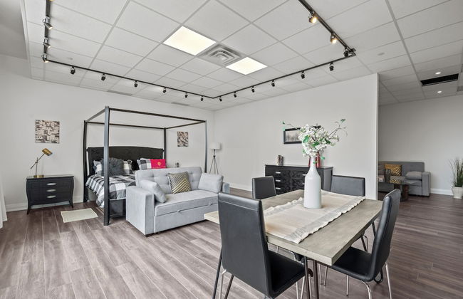 Bright Suites Finch West - Foto 4