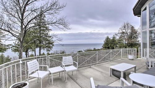 Grand Egg Harbor Home with Stunning Lake Views! - Foto 2