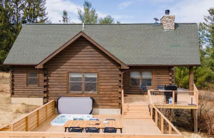 Secluded w/ Deck Views, Hot Tub, & Ping Pong Hudson in the Berks by Avantstay - Foto 80