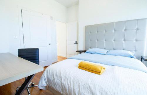 Modern & Spacious 4-Bedroom Apartment in Roxbury - Foto 6