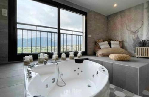 Charmant duplex, 110m2, 7 minutes des pistes, 8 couchages, belle vue sur les montagnes, cheminée - Foto 14