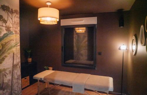 Proche de Rennes, La luxueuse Suite Joséphine, jacuzzi privatif et bien être - Foto 5