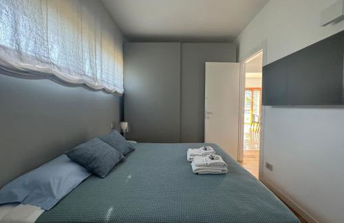 Modern and Elegant apartment with a spacious sea view terrace overlooking Palmaria Island Bright designer interiors Fully equipped Up to 6 guests Private parking Aircon All the comforts for a perfect stay - Foto 38