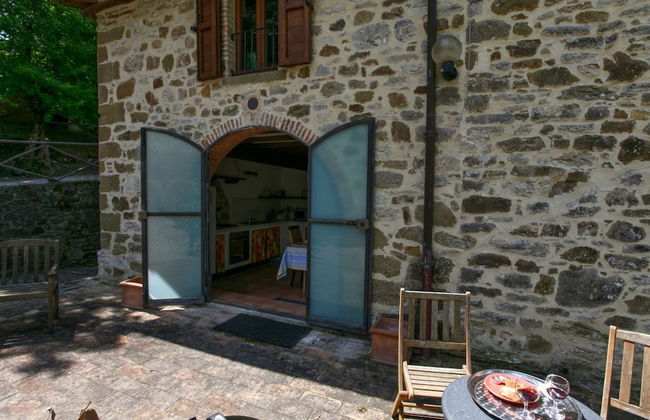 Holiday House Overlooking Lake Near Tuscany - Photo 41