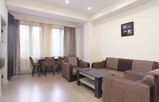 Stay Inn on Saryan 26.3 str. - Photo 42