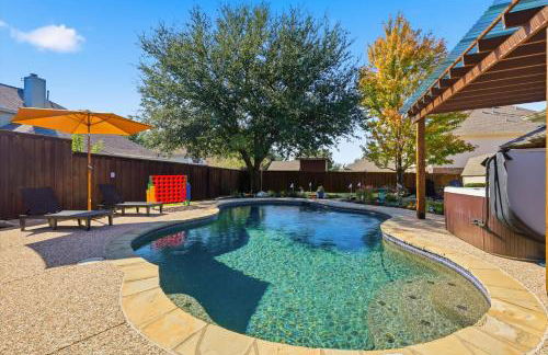 4BR w Pool Cinema Room, Mini Golf & EV - Photo 43